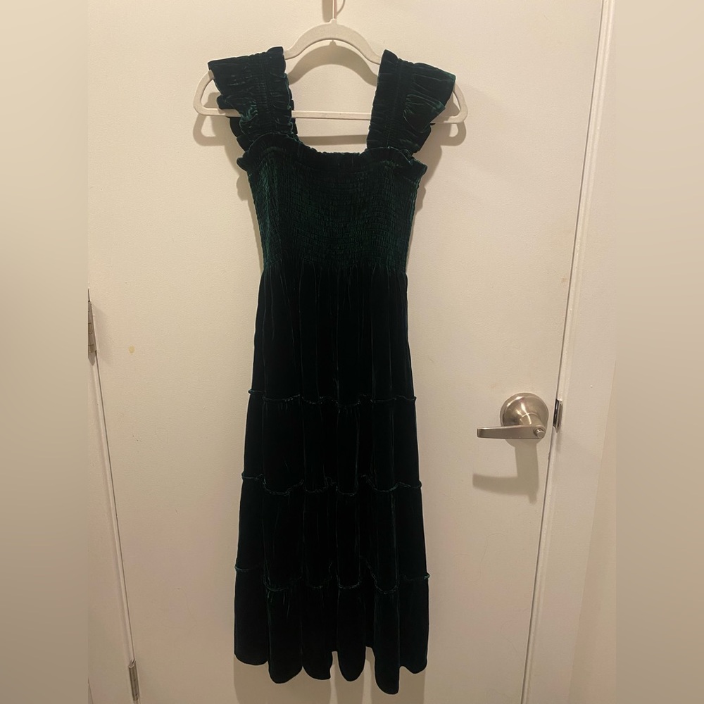Hill House Home The Ellie Nap Dress in Emerald Velvet